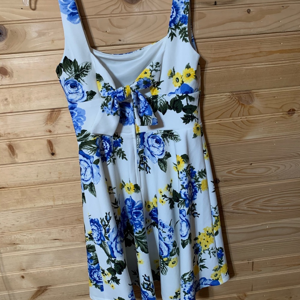 Junior dress
